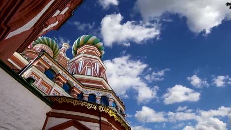 Saint-Basil-cathedral-(-Temple-of-Basil-the-Blessed),-Red-Square,-Moscow,-Russia