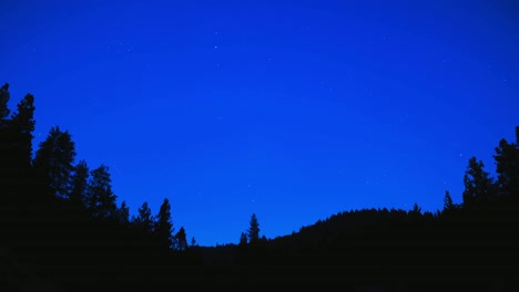 Dark-Blue-Sky-Turns-to-Black-Starry-Night