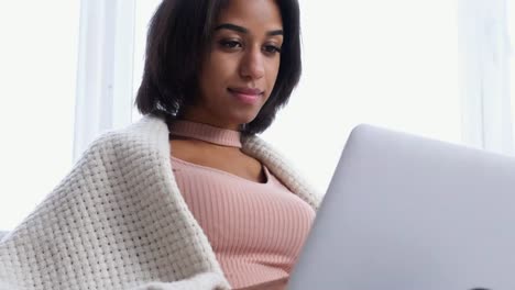 Teenage-girl-using-laptop