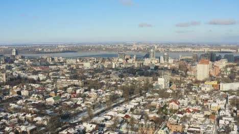 Luftaufnahme-von-"Dnipro"-Skyline-der-Stadt.-Winter-Hintergrund-Stadtbild.