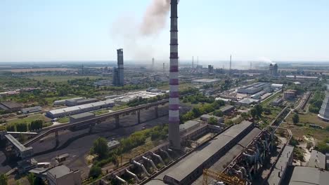 vista-aérea-de-la-casa-de-calderas-de-carbón-urbana