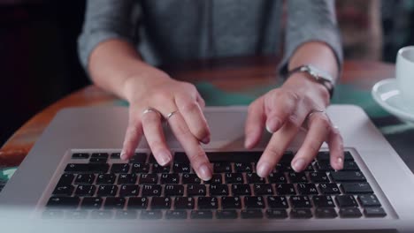 Point-of-View-Shot-(POV).-Modern-young-woman-working-in-a-cafe