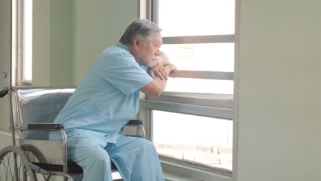 Retired-man-alone-in-a-medical-clinic