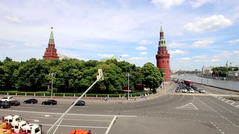 View-of-Moscow-Kremlin-on-a-sunny-day,-Russia---Moscow-architecture-and-landmark,-Moscow-cityscape