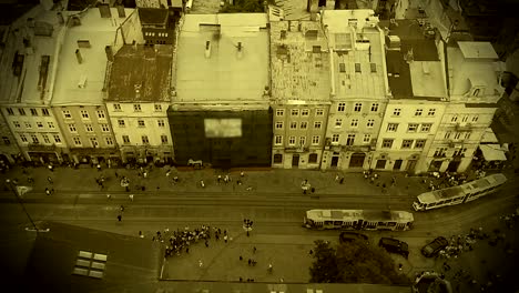 Pasado-histórico-de-la-ciudad-antigua,-puesta-en-marcha-de-los-primeros-tranvías-en-Lviv,-Ucrania