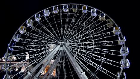 Dunkle-Nacht-Riesenrad