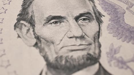 Porträt,-16.-Präsident-der-Vereinigten-Staaten-Abraham-Lincoln-auf-die-USA-fünf-Dollar-bill