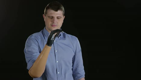 Amputee-Man-Fitting-New-Prosthetic-Arm