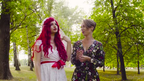 Lesbian-wedding.-The-bride-throwing-a-bouquet