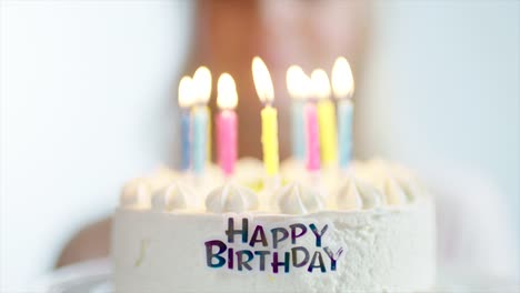 Birthday-Cake-with-Lighting-Candles