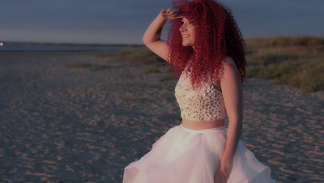 4k-Shot-of-a-Redhead-Bride-on-the-Beach