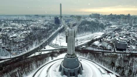 Stadt-Kiew---die-Hauptstadt-der-Ukraine.-Kiew.-Mutter-Heimat,-Kiew,-Ukraine