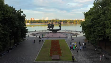 Monument-to-the-founders-of-Kyiv.-Kyi,-Schek,-Horev-and-their-sister-Lybid.