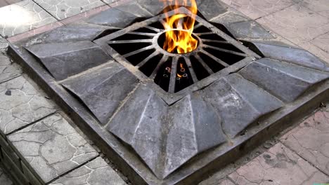 the-eternal-flame-in-Russia