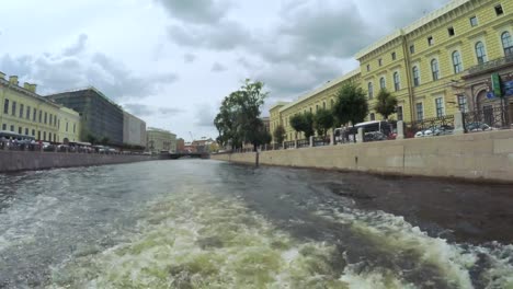 Crossroads-channels-in-St.-Petersburg