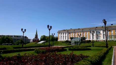 Inside-of-Moscow-Kremlin,-Russia-(day)