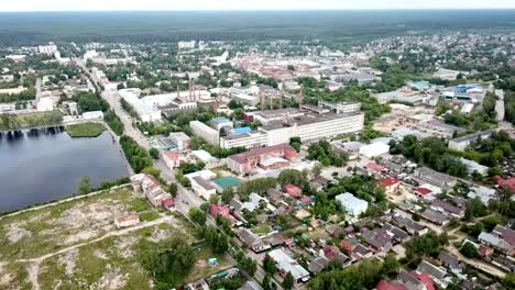 Panoramische-Luftaufnahme-der-Stadt-von-Gus-Khrustalny