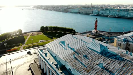 famous-city-building-with-white-columns-at-blue-river-aerial