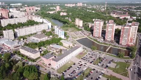 Chekhov-cityscape-in-summer-day