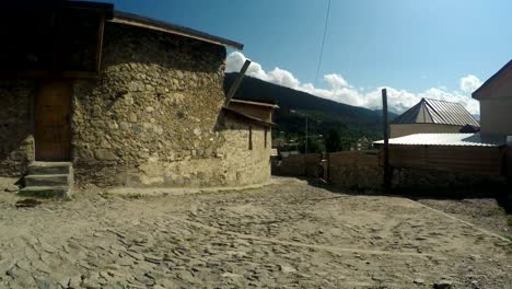 Pueblo-de-montaña-de-calles