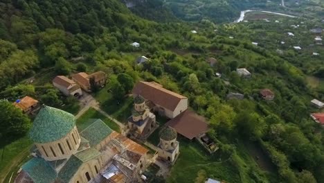 Ancient-Bagrati-Cathedral-in-Kutaisi,-breathtaking-view-of-Georgian-landmark