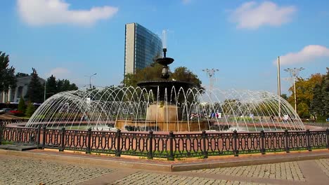 Fountains-at-Lenin-Square-Donetsk-Ukraine