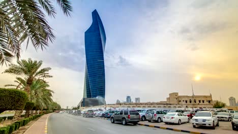 Torre-Al-Tijaria-en-la-ciudad-de-Kuwait-timelapse-hyperlapse.-Kuwait,-Medio-Oriente