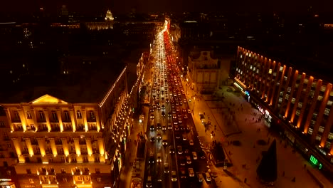 Vista-nocturna-de-la-calle-Tverskaya-en-invierno