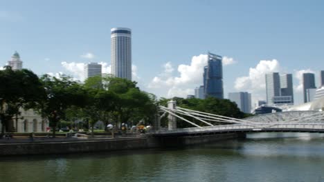 las-rifas-del-río-en-Singapur