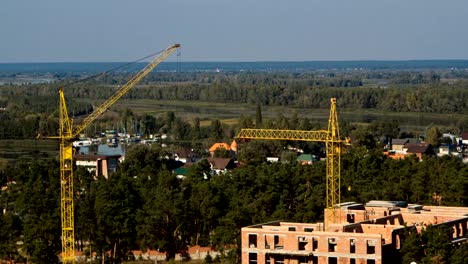 Time-Lapse-Construction-Crane