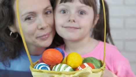 Familie-zu-Ostern.