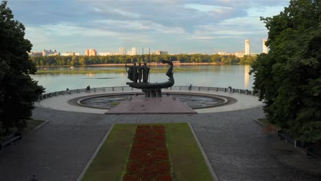 Monument-to-the-founders-of-Kyiv.-Kyi,-Schek,-Horev-and-their-sister-Lybid.