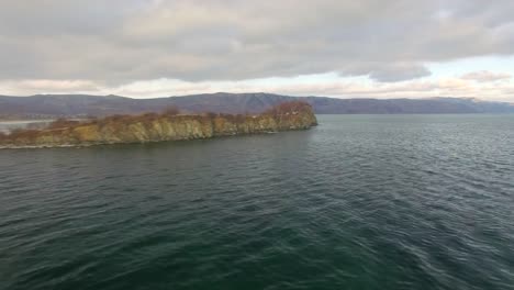 Luftbildaufnahmen-aus-der-Luft.-Winter.-Baikalsee