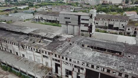 Luftaufnahme-der-größten-verlassenen-Fabrik.