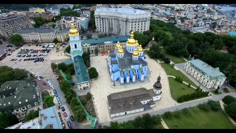 Ministerium-für-auswärtige-Angelegenheiten-Saint-Michaels-Cathedral-von-Kiew-Stadtbild-von-Ukraine