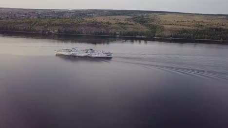 River-cruises-ship