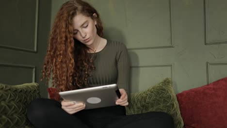 Girl-Using-Tablet