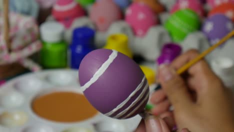 Paint-on-easter-eggs.