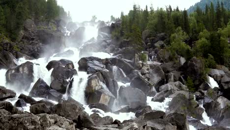 Cascada-de-montaña-cascada.