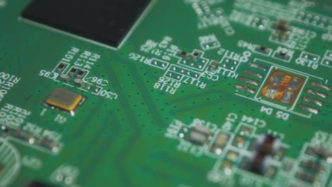 Green-Printed-Circuit-Board-Elektronik-v03