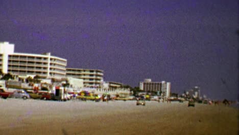 1967:-Hotels-am-Strand-Strandurlaub-Partei-Frühling-beginnt.