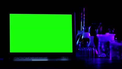 Laptop-with-a-Green-Screen-in-the-Laboratory