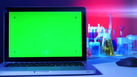 Laptop-with-a-Green-Screen-in-the-Laboratory