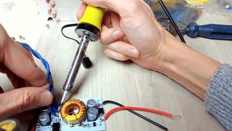 Repair-of-electronic-devices,-tin-soldering-parts