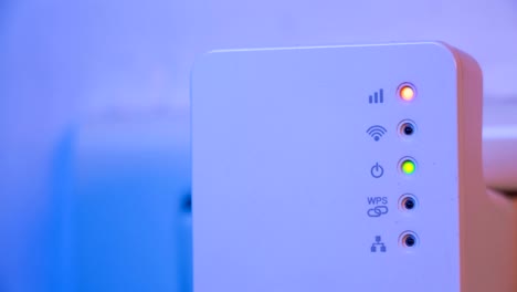 Cinemagraph-of-blinking-signal-connection-status-led-lights-in-WiFi-repeater