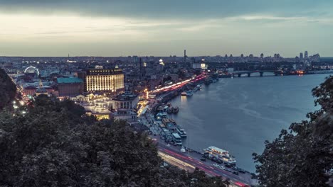 Night-Kiev-Timelapse.-Central-part-of-Kyiv-City-and-Dnieper-River