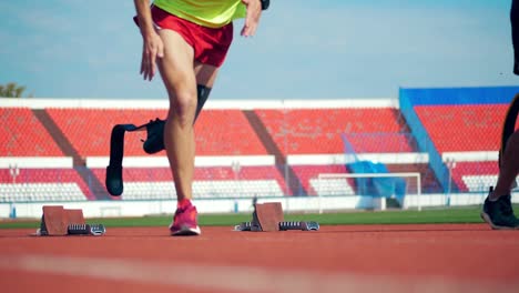 Paralympic-runners-start-jogging-at-the-stadium