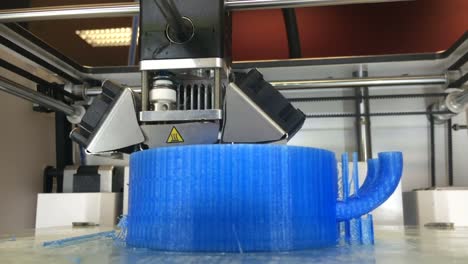 3-D-printing-Maschine-bei-der-Arbeit