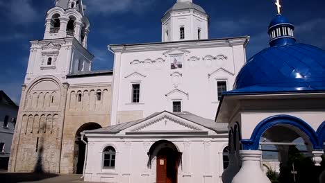 Female-monastery-in-Bogolyubovo,-Russia