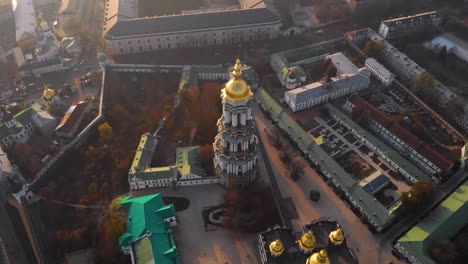 Aerial-view-of-Kiev-Pechersk-Lavra-in-autumn,-Kiev